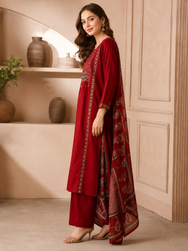 Solid Printed Straight Pure Cotton Kurta & Trousers Sets