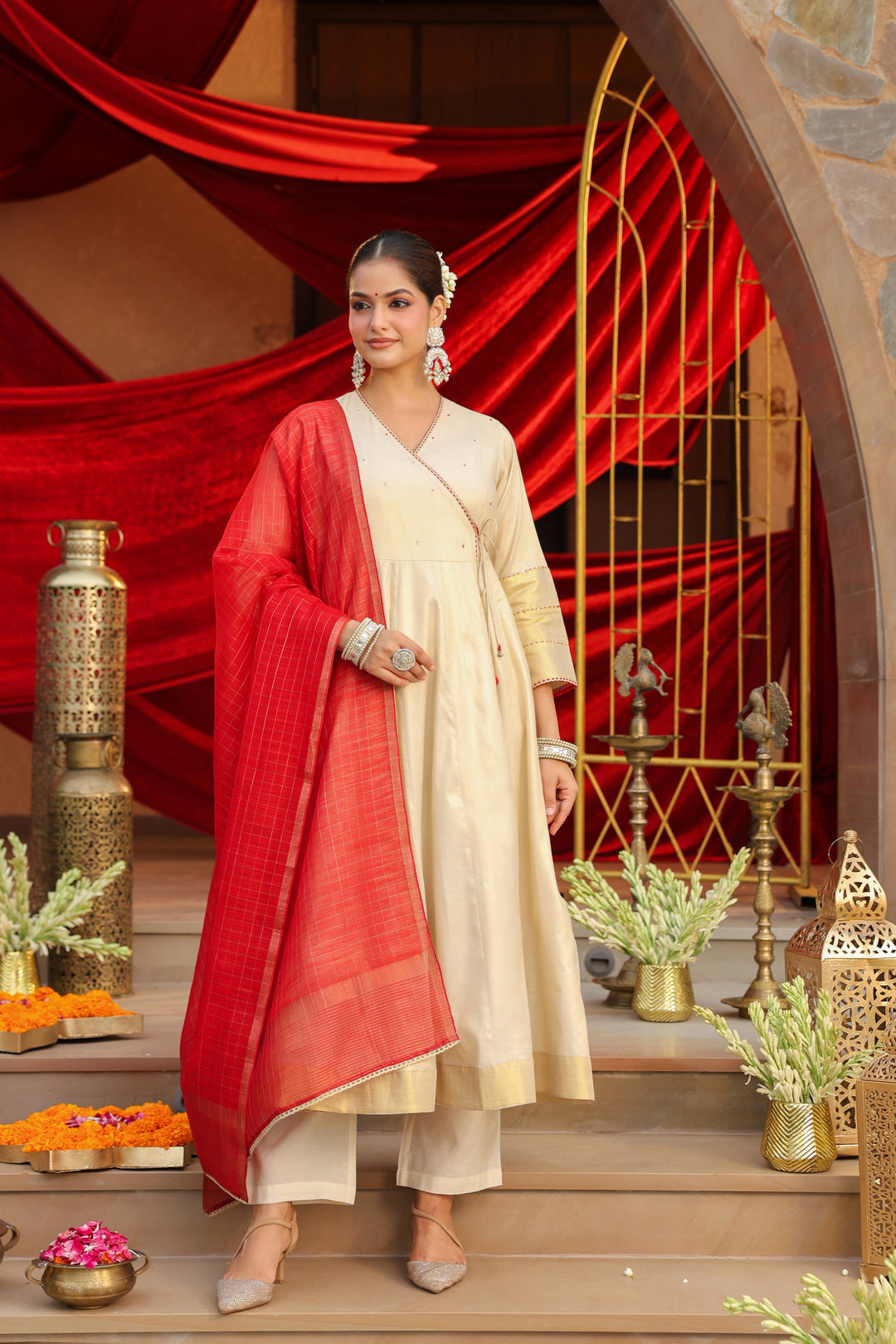 Floral Embroidered Straight Silk Blend Kurta & Trousers Sets