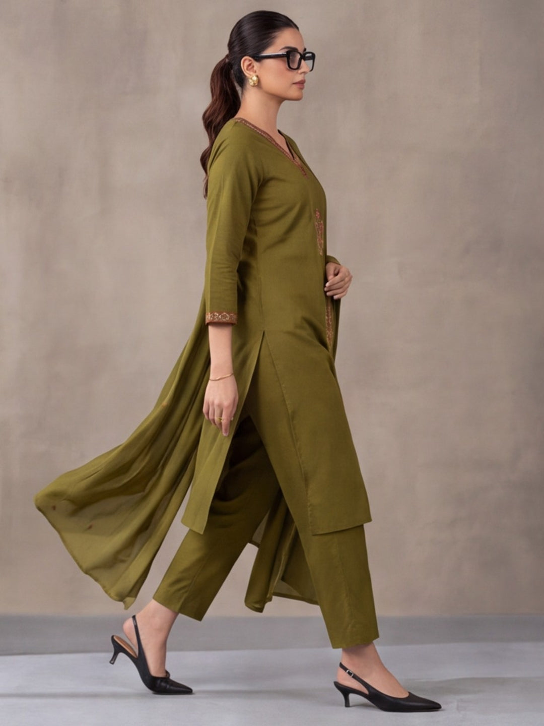 Women Straight Printed Pure Cotton Kurta Sets