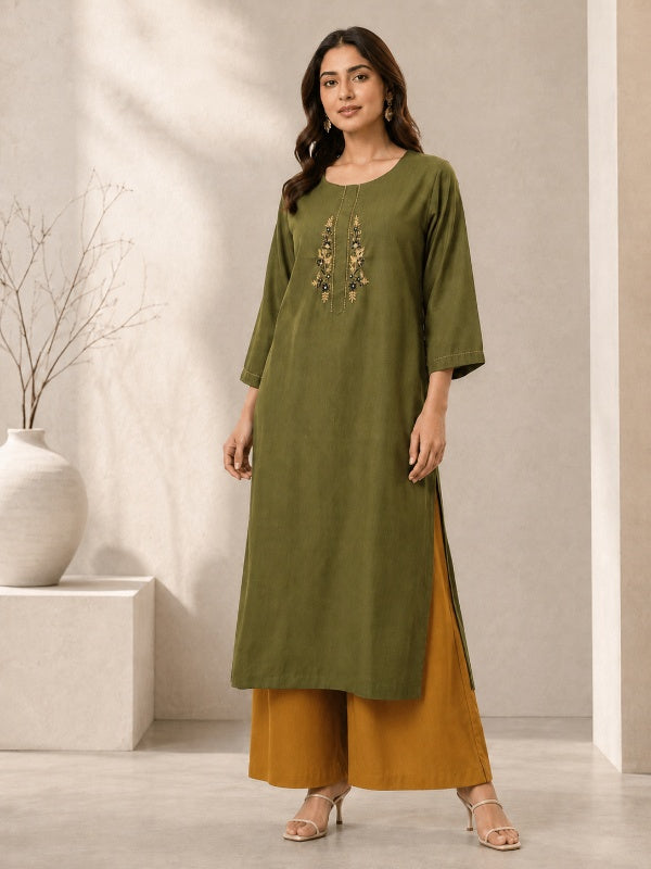 Solid Embroidered Straight Kurta