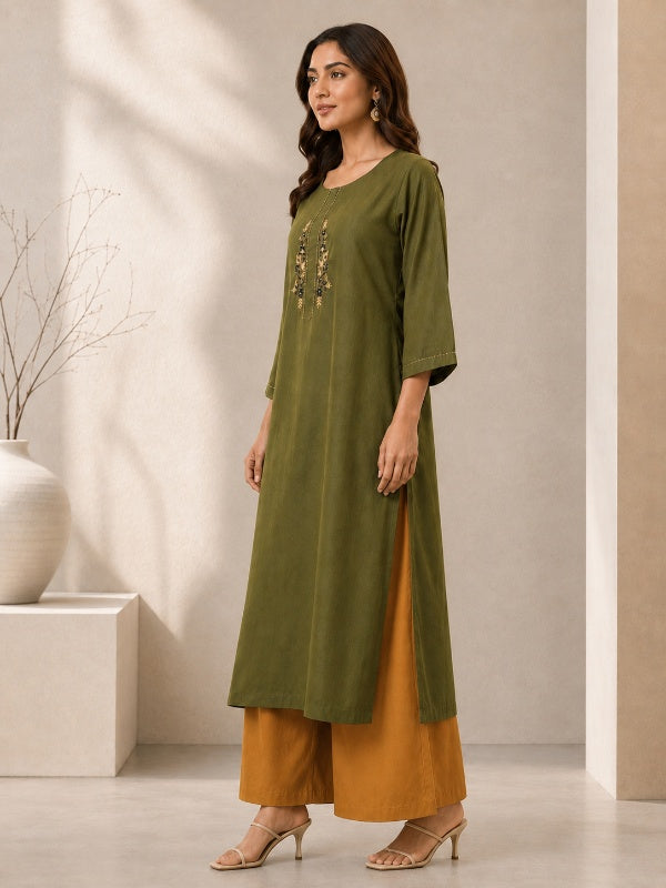 Solid Embroidered Straight Kurta