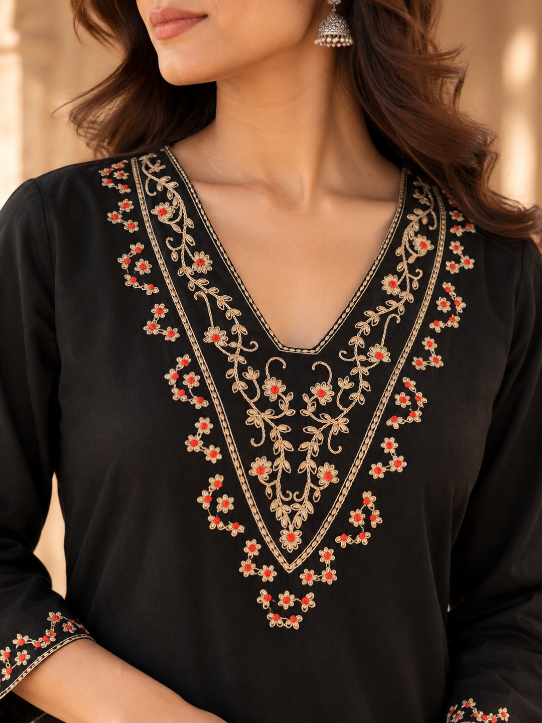 Floral Embroidered Straight Kurta
