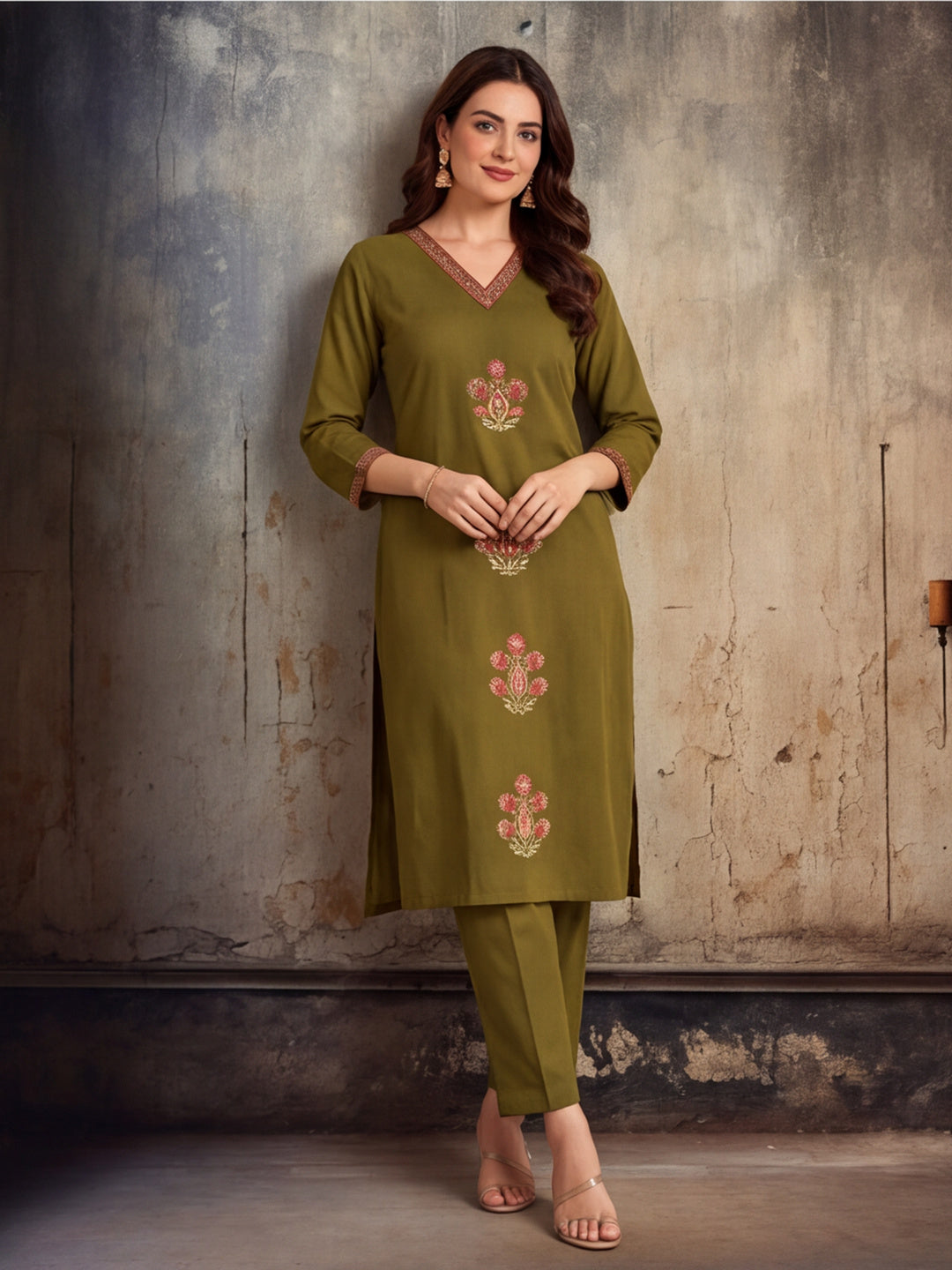 Women Straight Printed Pure Cotton Kurta Sets