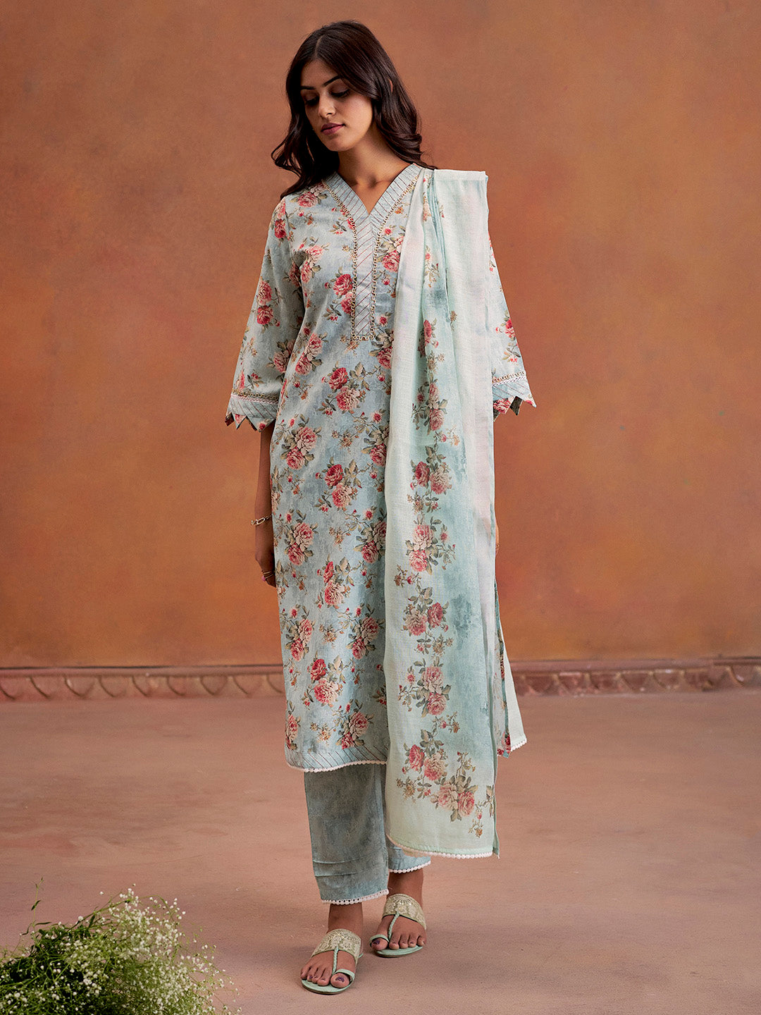 Green Embellished Floral Printed Festive Kurta Set With Dupatta