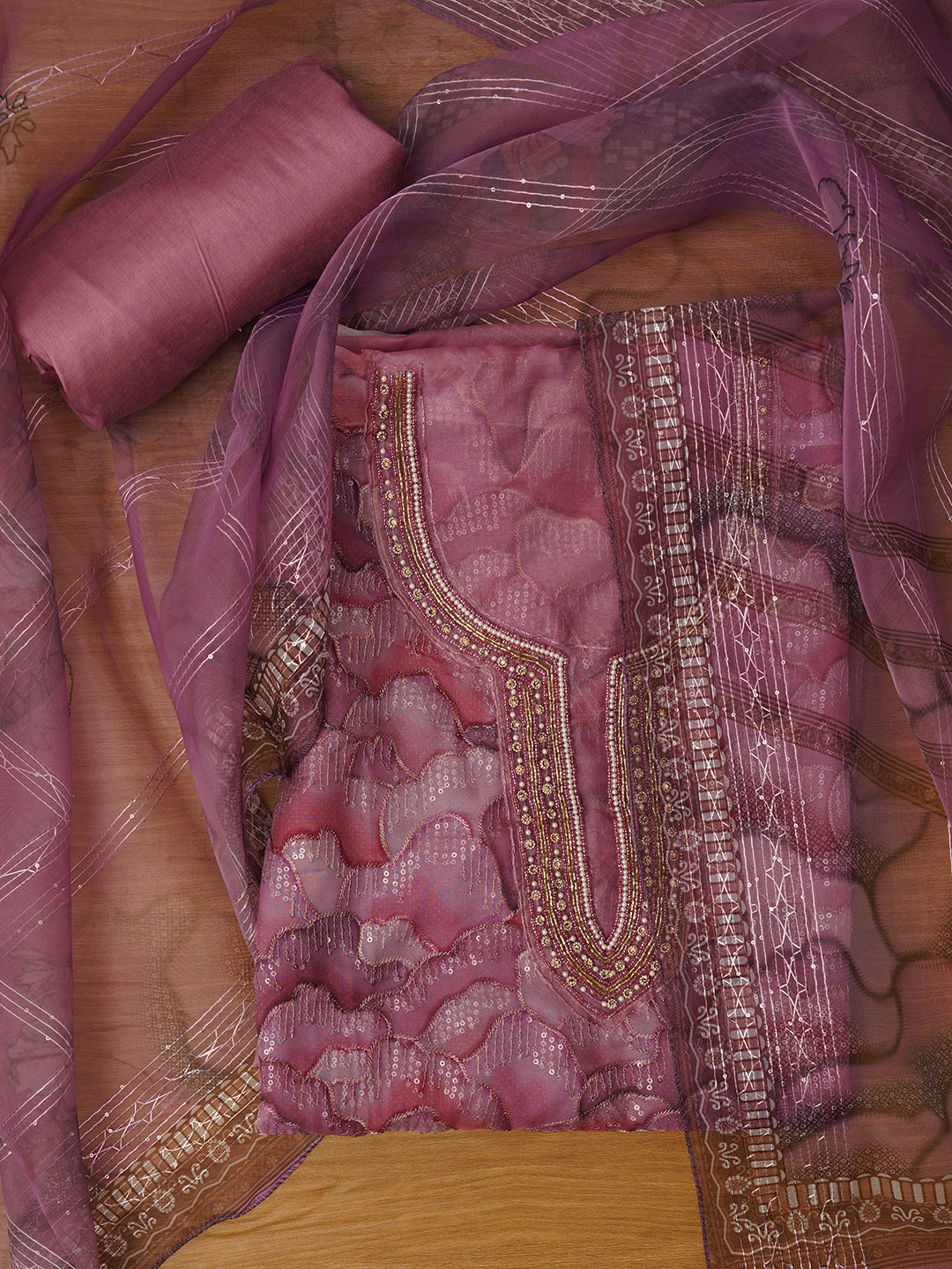 Lavender Unstitched Embroidered Organza Dress Material With Dupatta