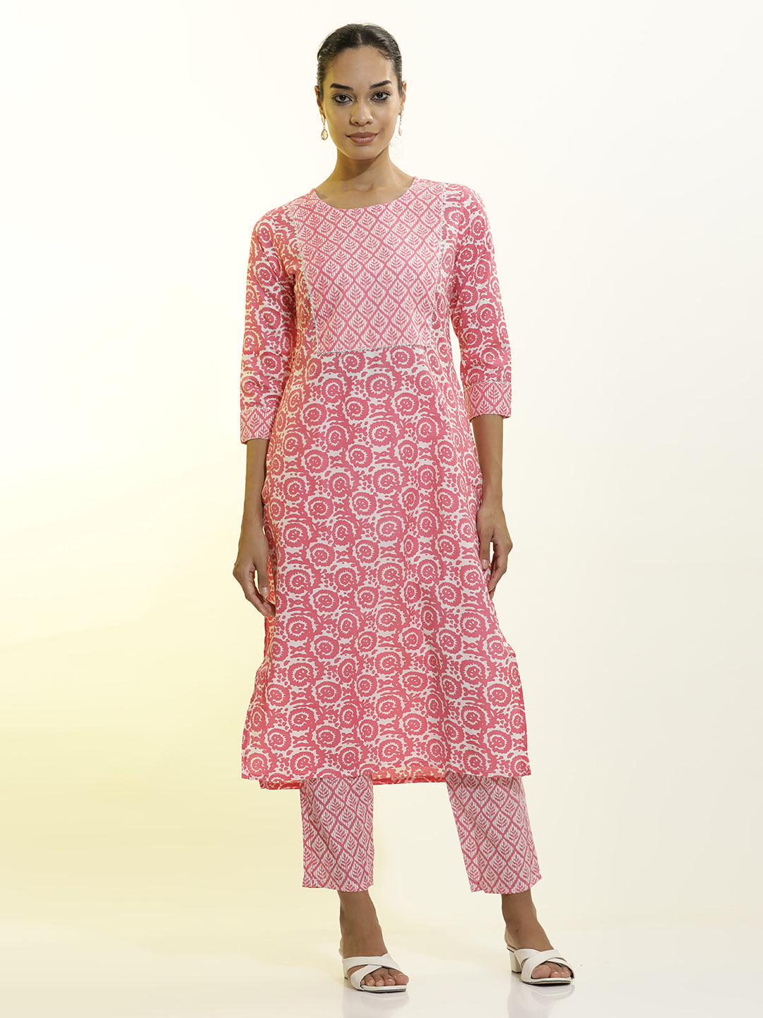 Pink Ethnic Motif Printed Cotton Straight Kurta Set