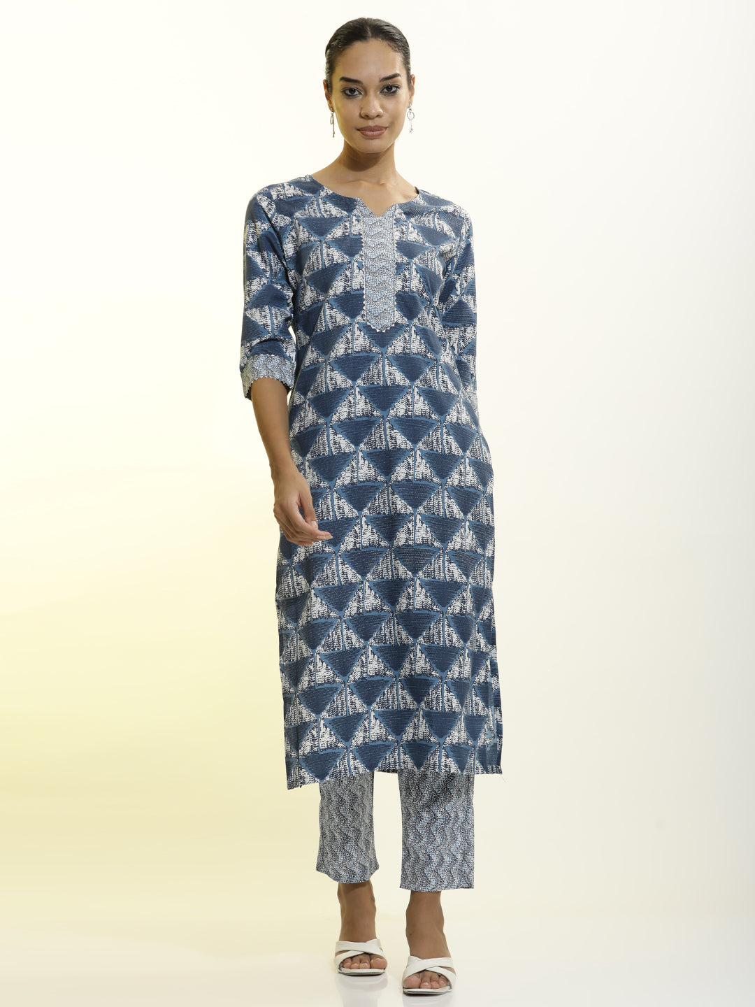 Geometric Printed Cotton Blend Kurta Set