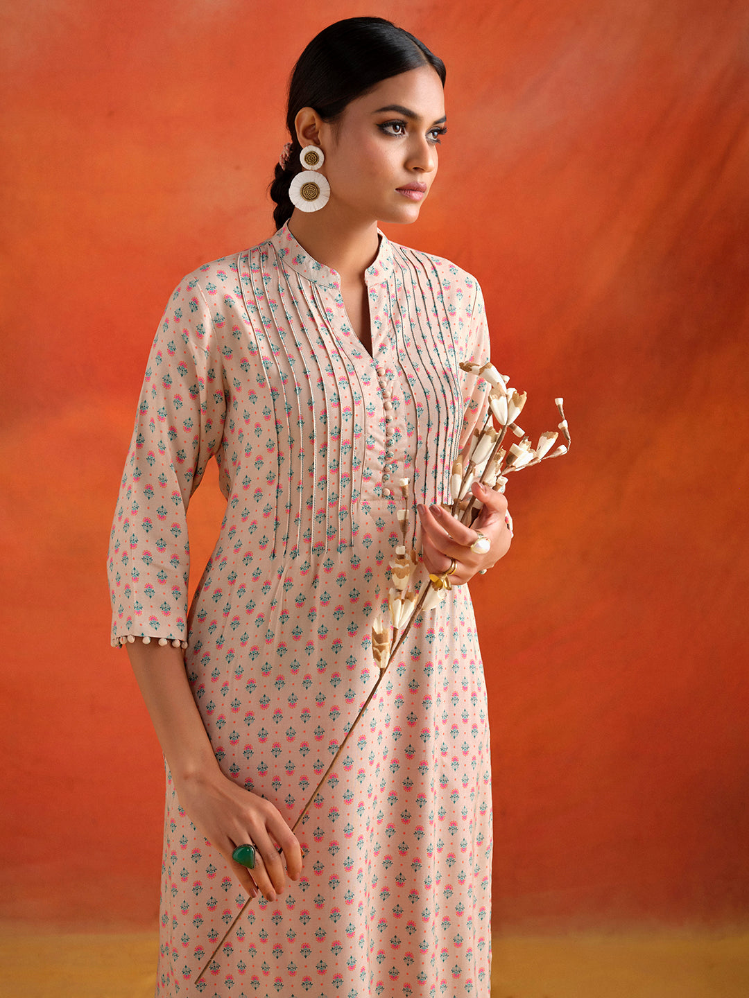 Beige Ethnic Motif Printed Straight Kurta