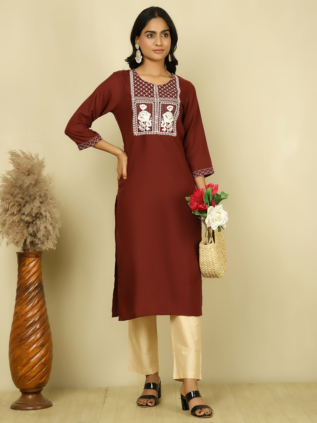 Thread Embroidered Cotton Kurta