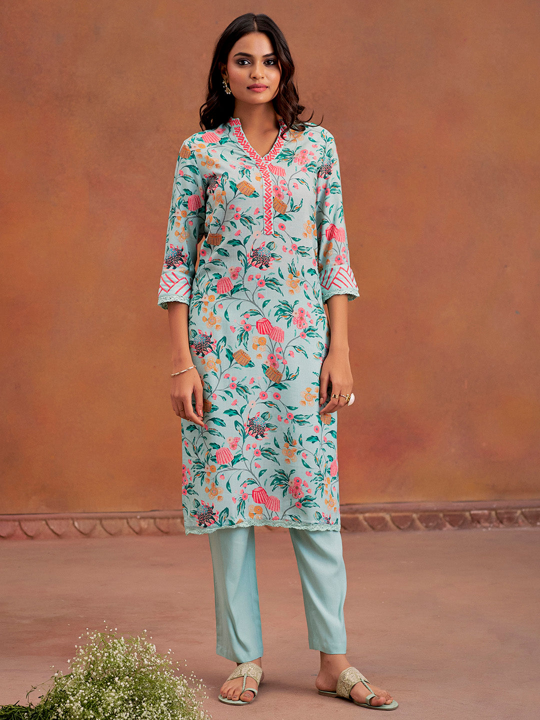 Blue Embroidered Tropical Printed Straight Kurta