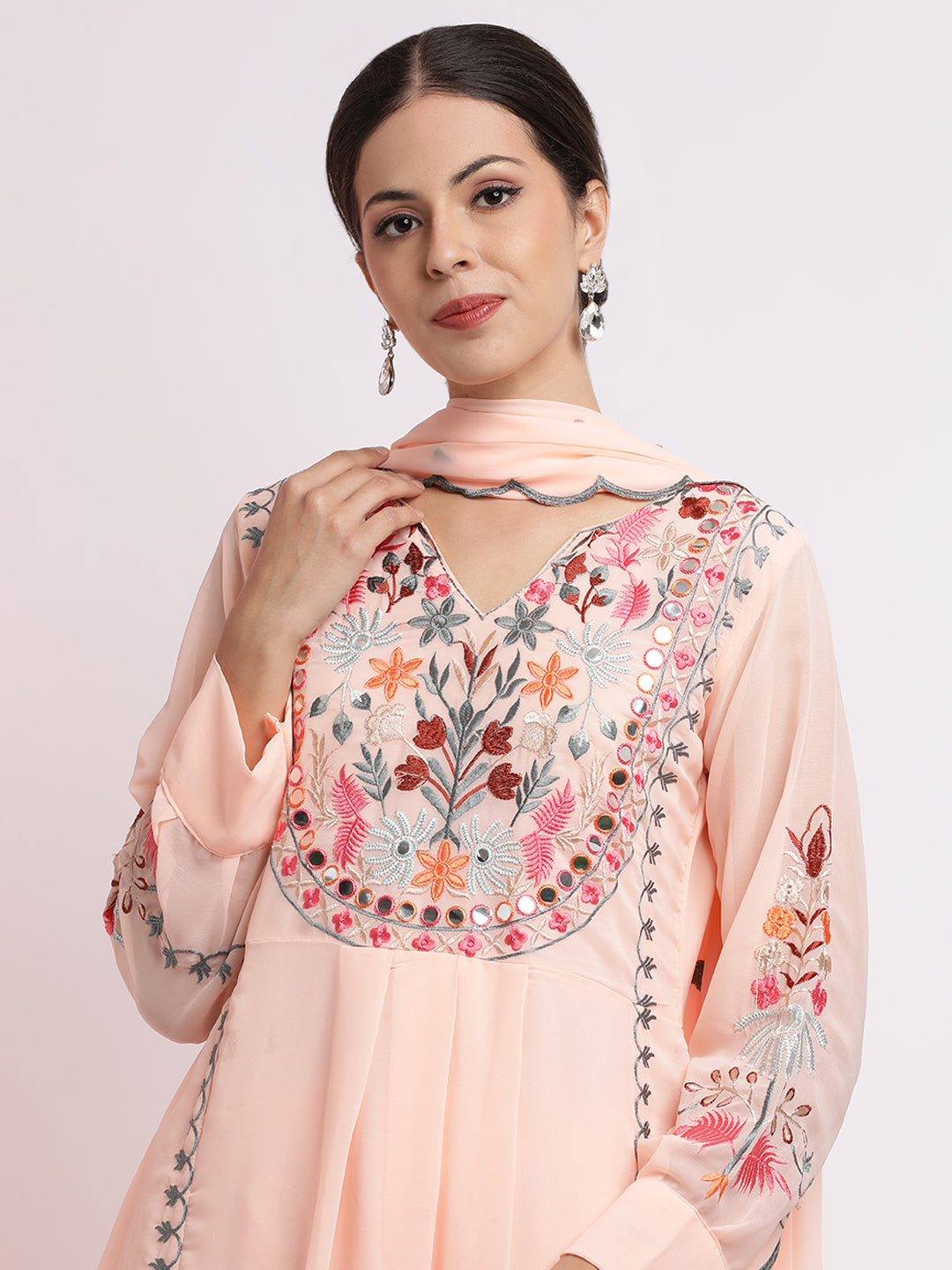 Peach Thread Embroidered Georgette Kurta Set With Dupatta