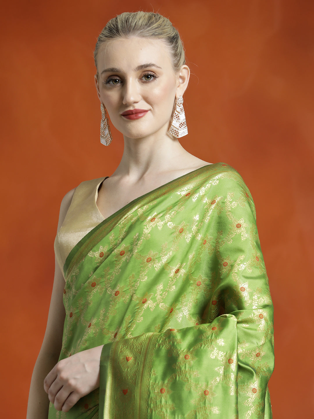 Banarasi Zari Woven Silk Blend Saree