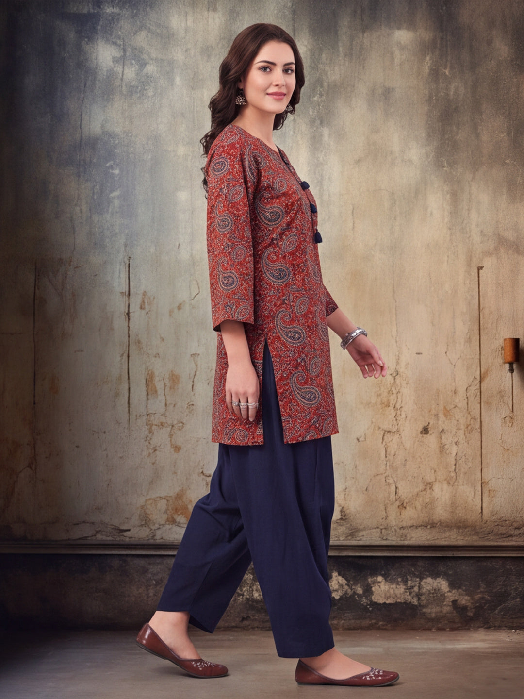 Women Straight Printed Pure Cotton Farshi Suit Sets