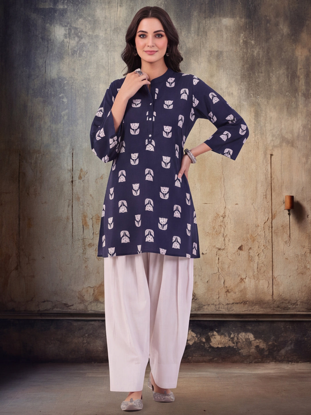 Women Straight Printed Pure Cotton Farshi Suit Sets