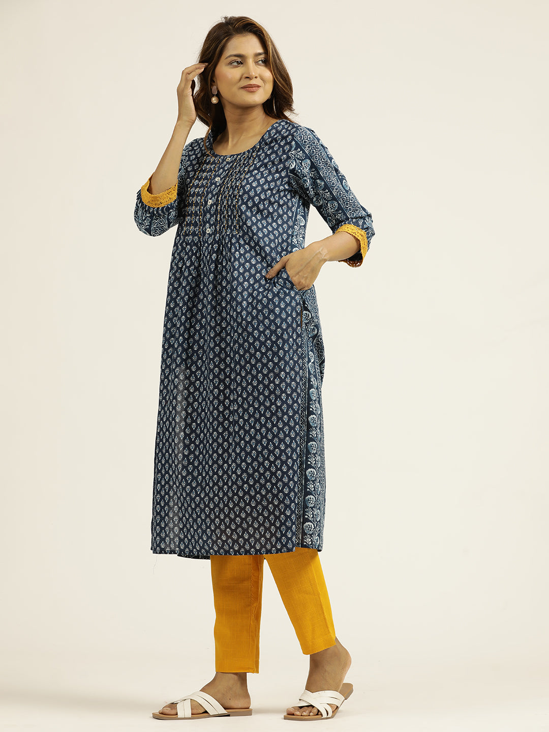 Indigo Blue Cotton Ethnic Motif Straight Kurta