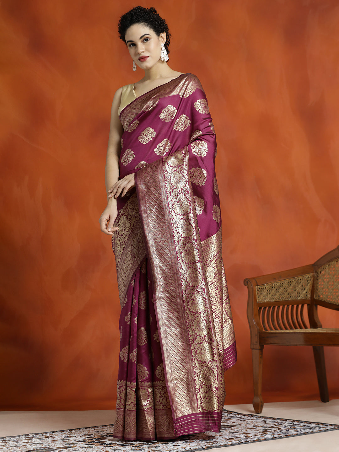 Zari Woven Design Banarasi Saree