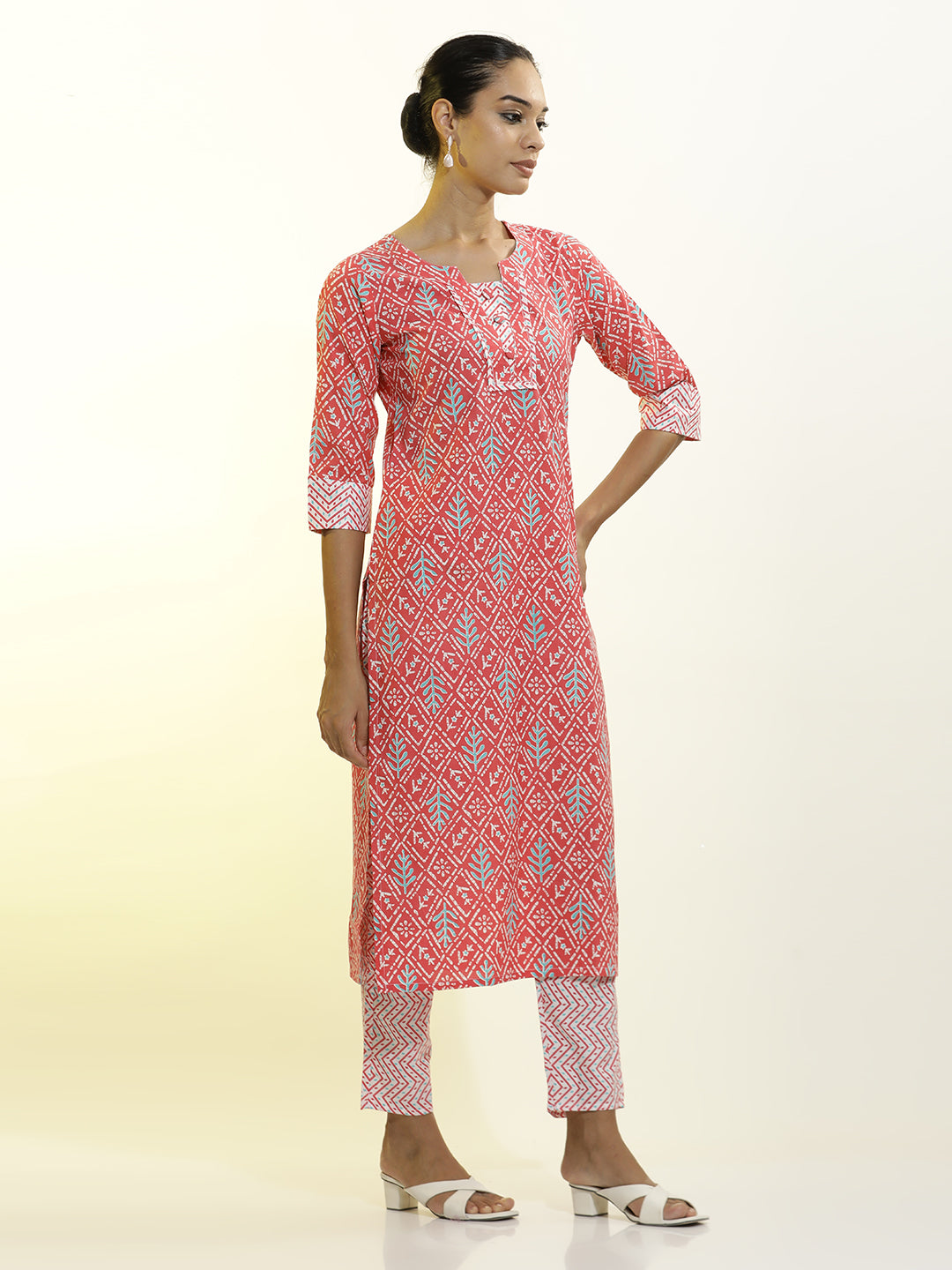 Pink Cotton Printed Straight Kurta Set