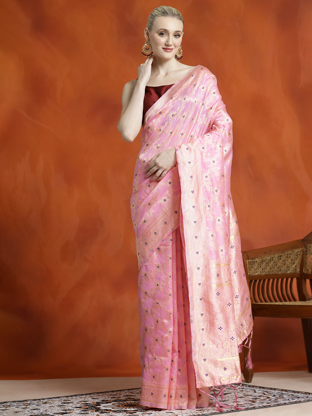 Banarasi Zari Woven Silk Blend Baby Pink Saree