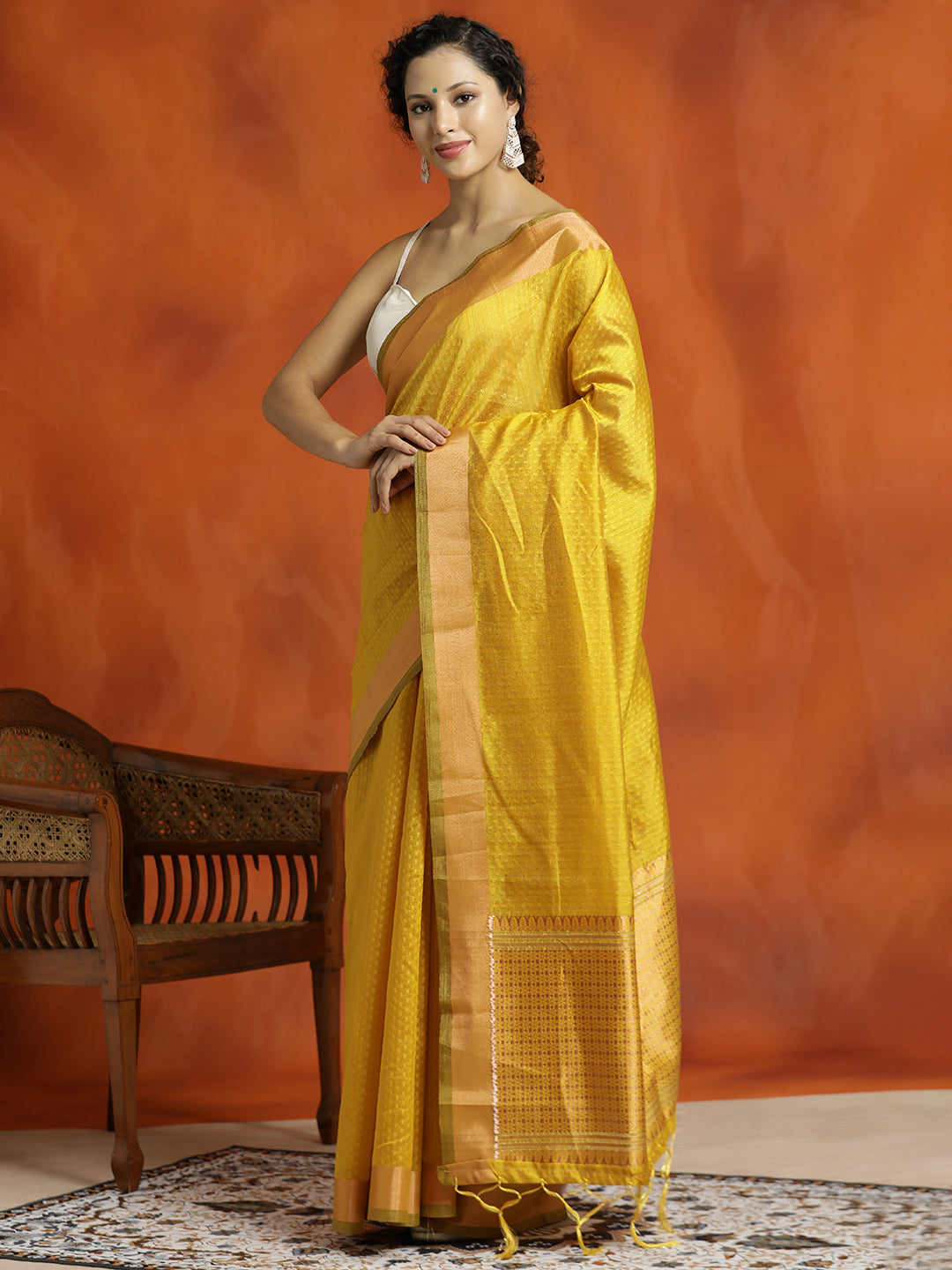 Gold Zari Woven Design Banarasi Organza Saree