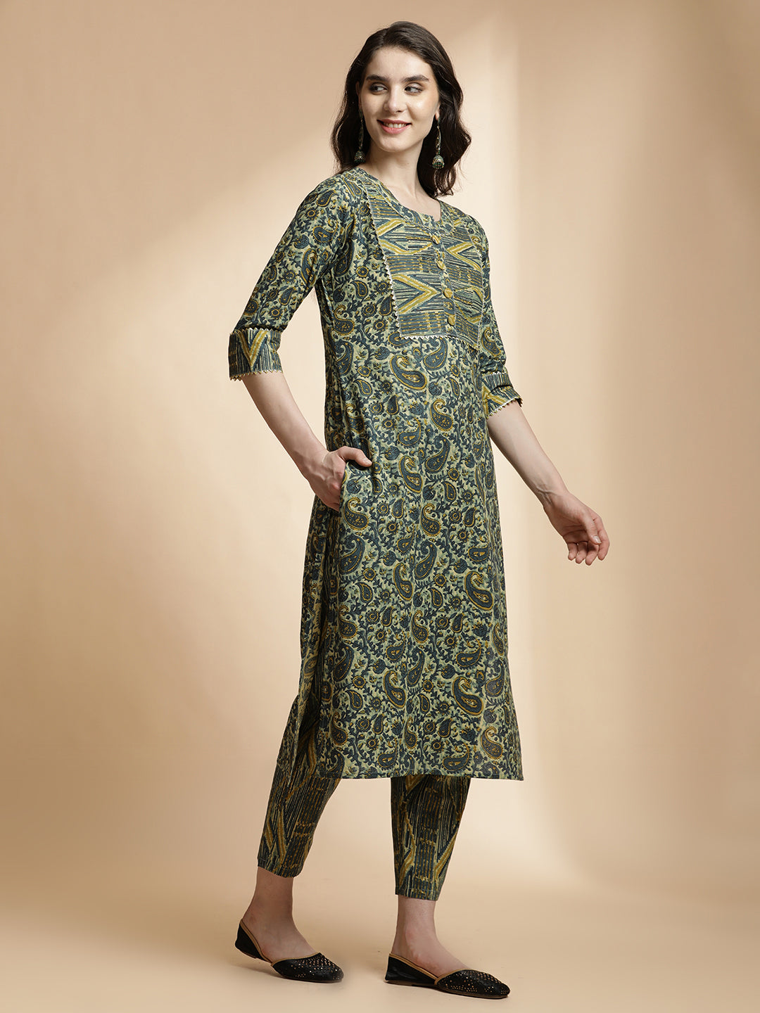 Paisley Printed Cotton Blend Kurta Set