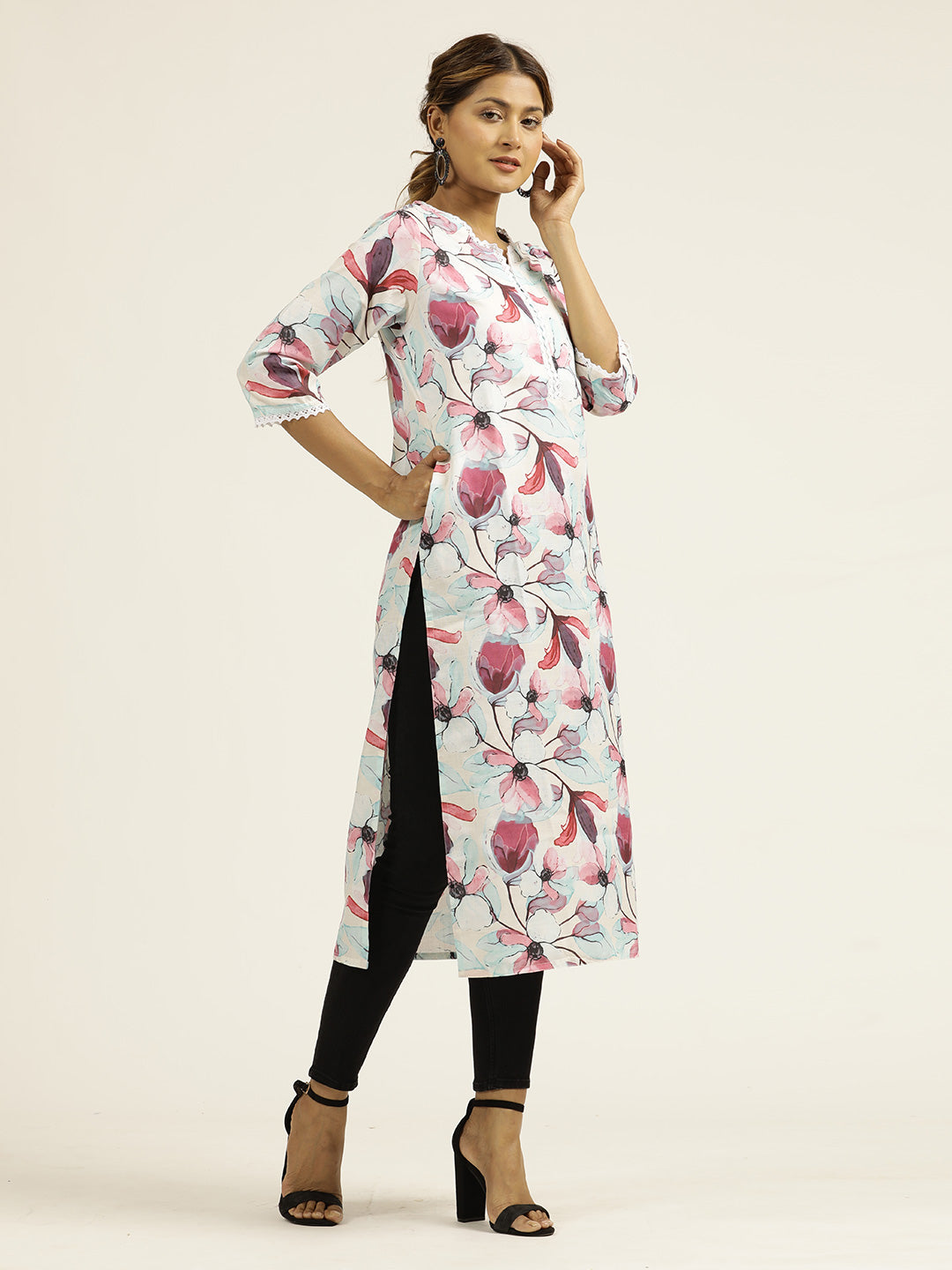 Magenta Floral Printed Straight Kurta