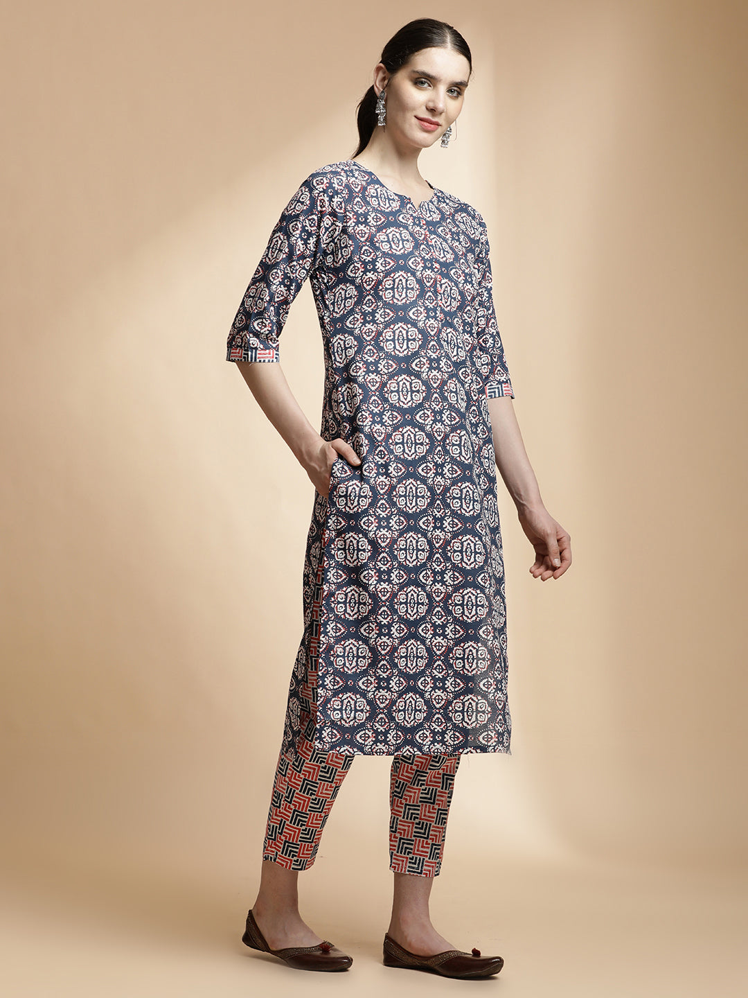 Navy Blue Ethnic Motif Printed Cotton Blend Kurta Set