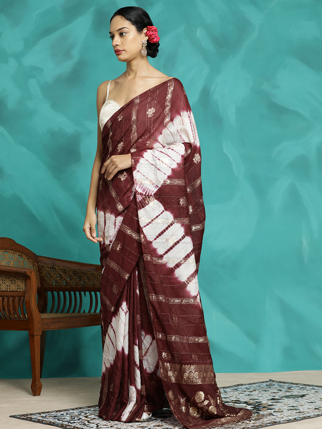 Red Zari Woven Cotton Blend Banarasi Saree