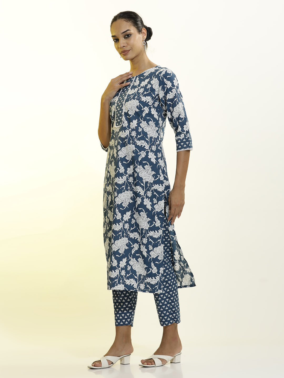 Navy Blue Floral Printed Cotton Blend Kurta Set