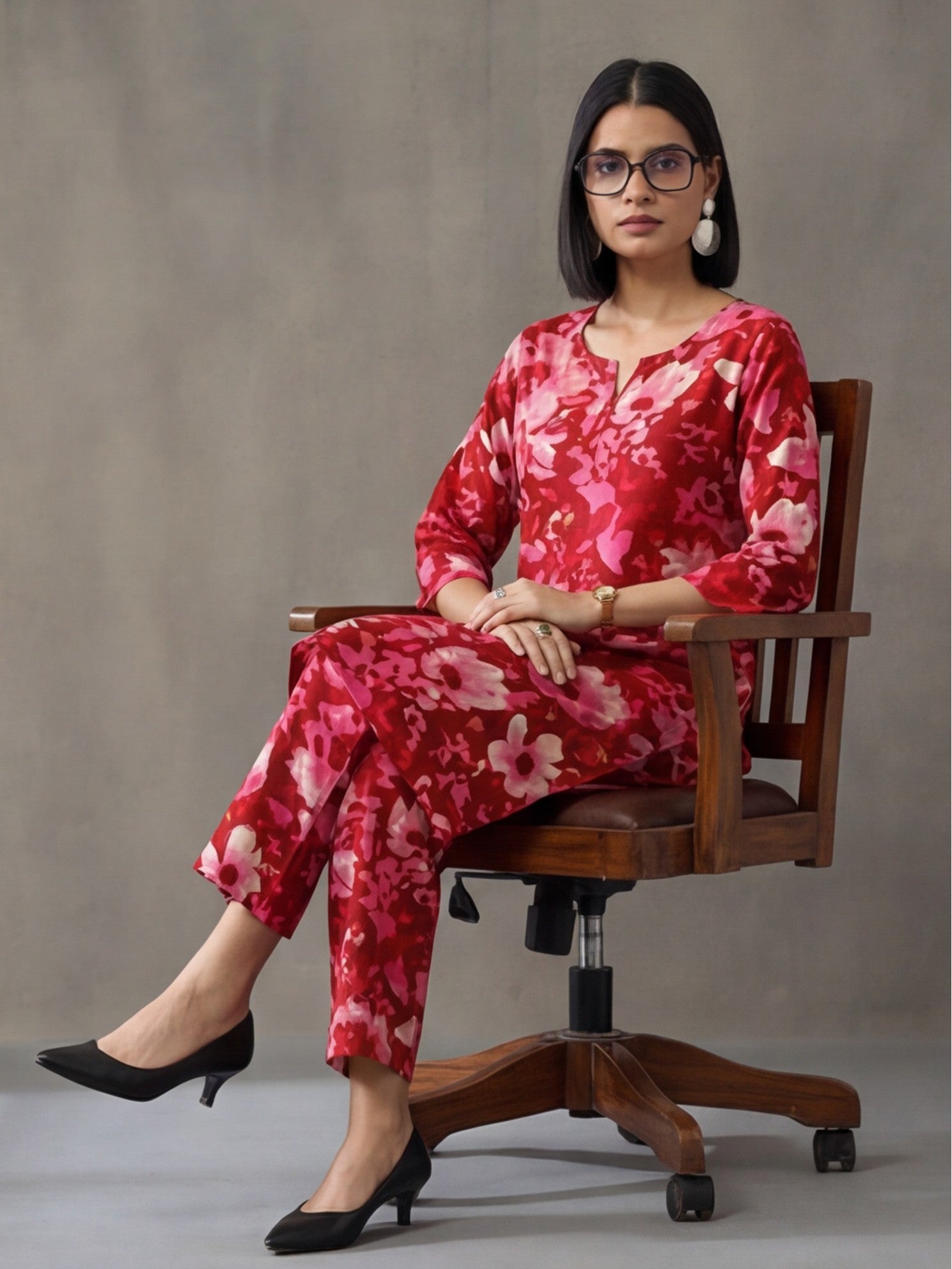Floral Printed Straight Kurta & Trousers Sets