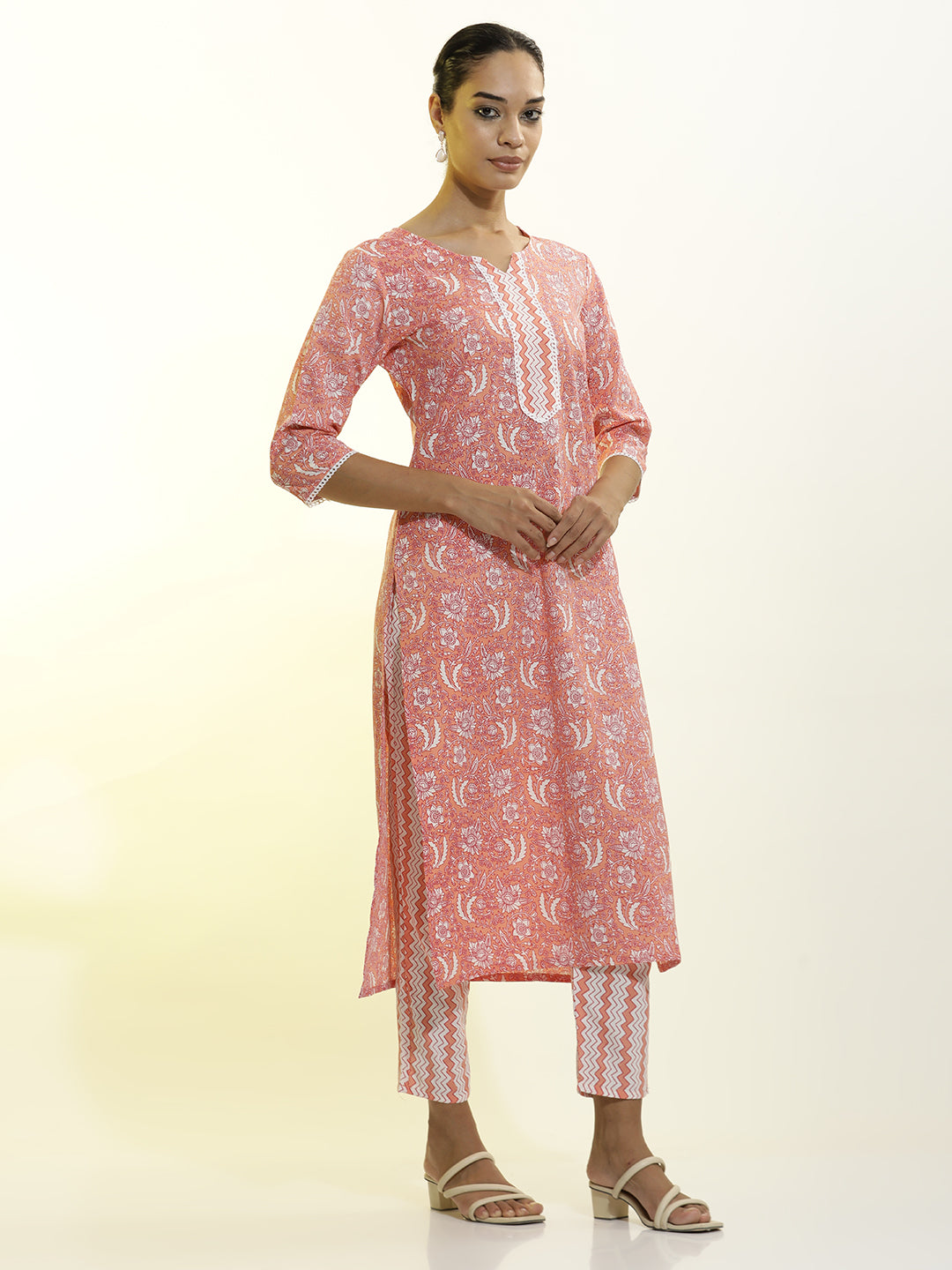 Peach Floral Printed Cotton Blend Kurta Set