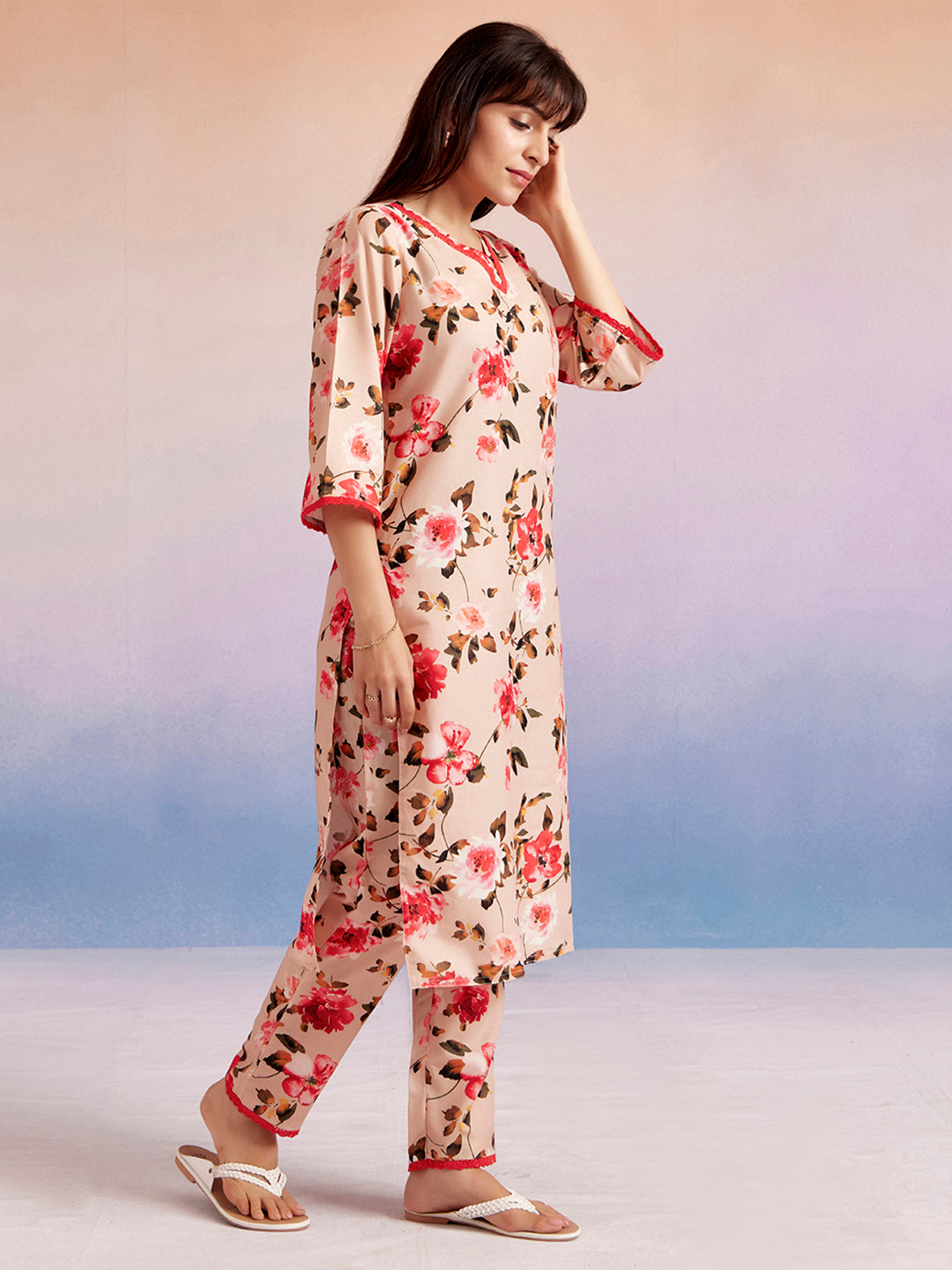 Peach Floral Printed Straight Kurta With Pants