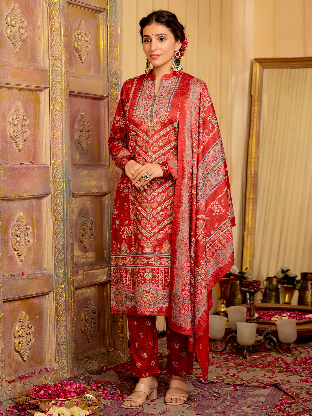 Red Woolen Ethnic Printed Kurta Set With Dupatta