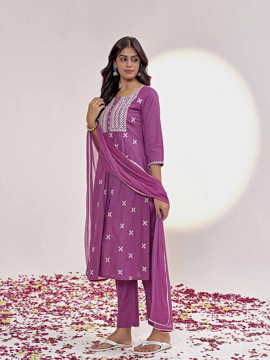 Magenta Threadwork Embroidered Pure Cotton Kurta Set With Dupatta