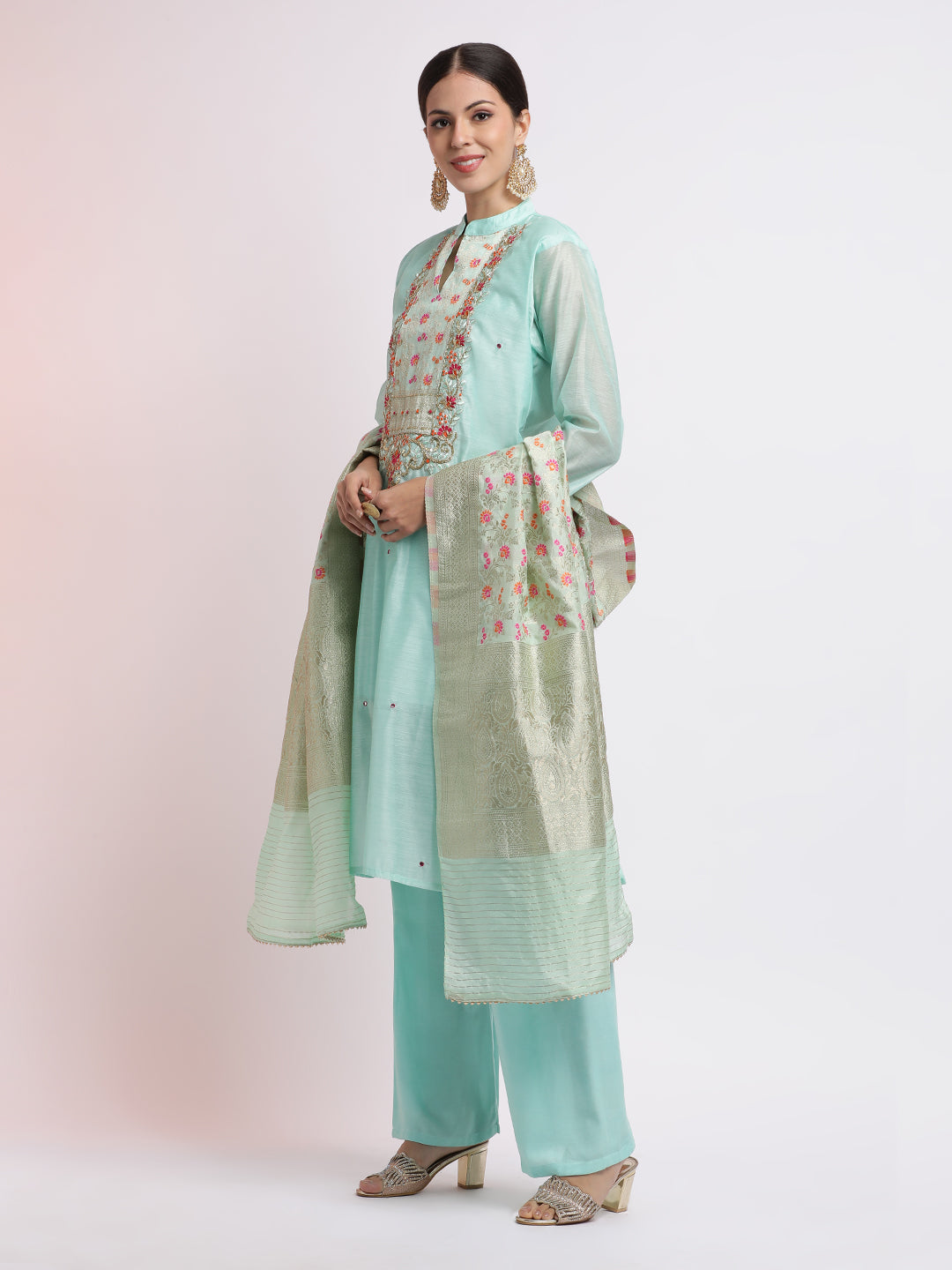 Zari Embroidered Festive Kurta Set With Dupatta