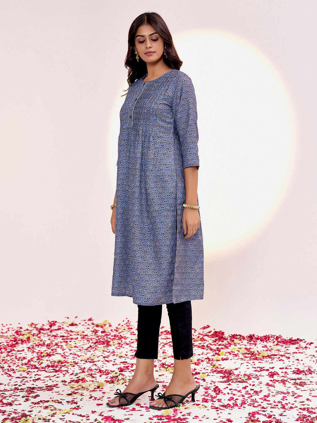 Dark Grey Ethnic Motif Printed Straight Kurta