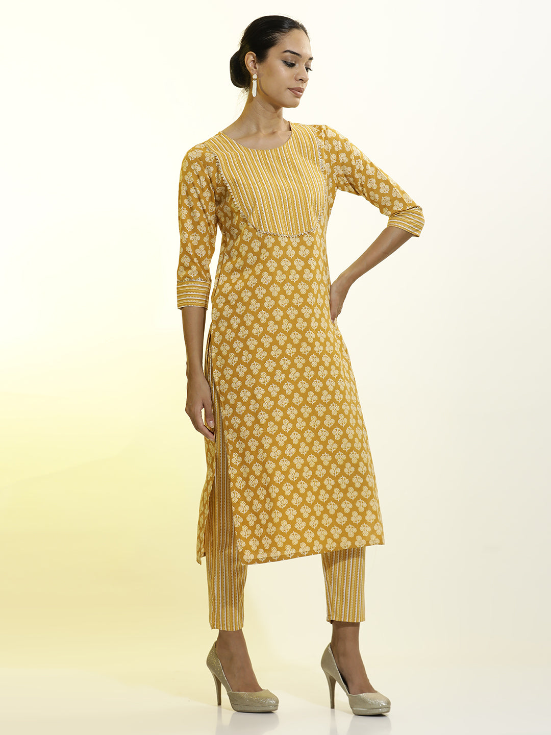 Yellow Floral Printed Cotton Blend Kurta Set