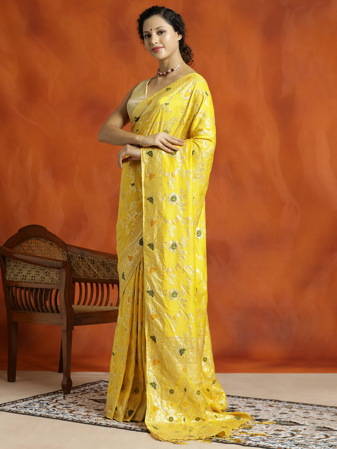 Yellow Silk Banarasi Floral Zari Woven Design Yellow Saree