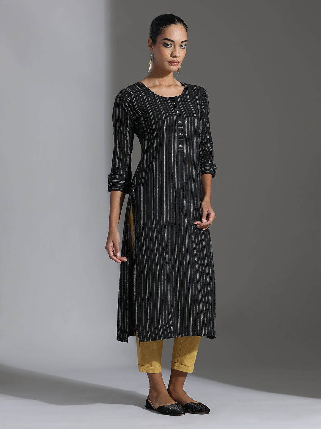 Black Embellished Polycotton Straight Kurta