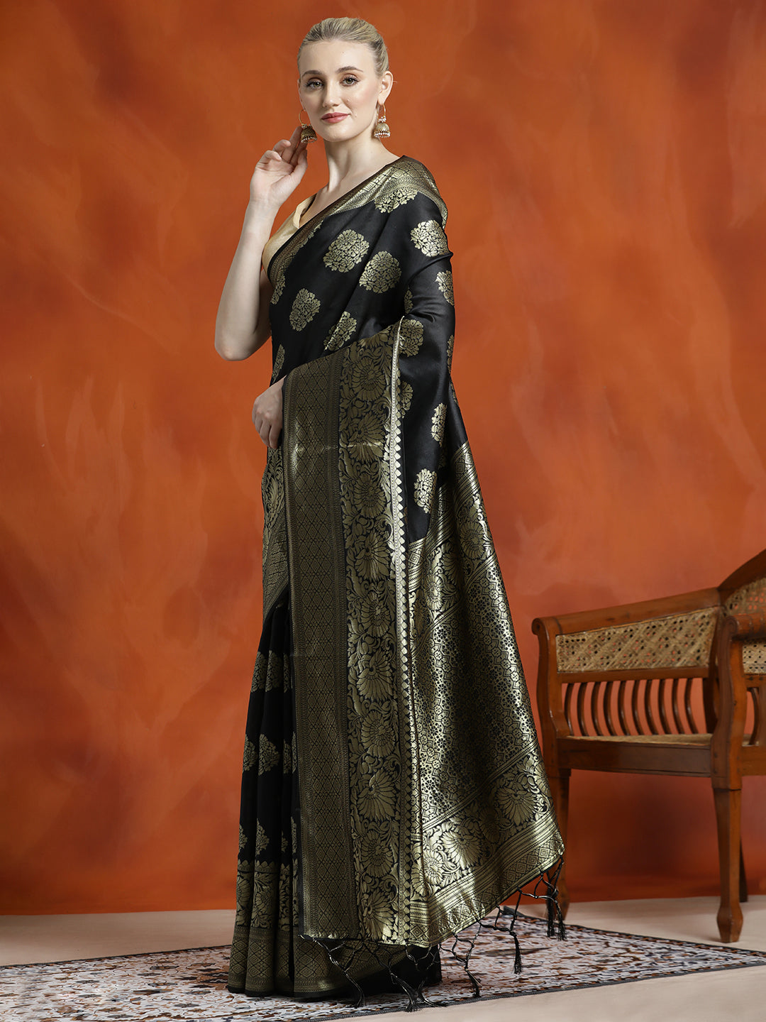 Silk Blend Zari Woven Design Black Banarasi Saree