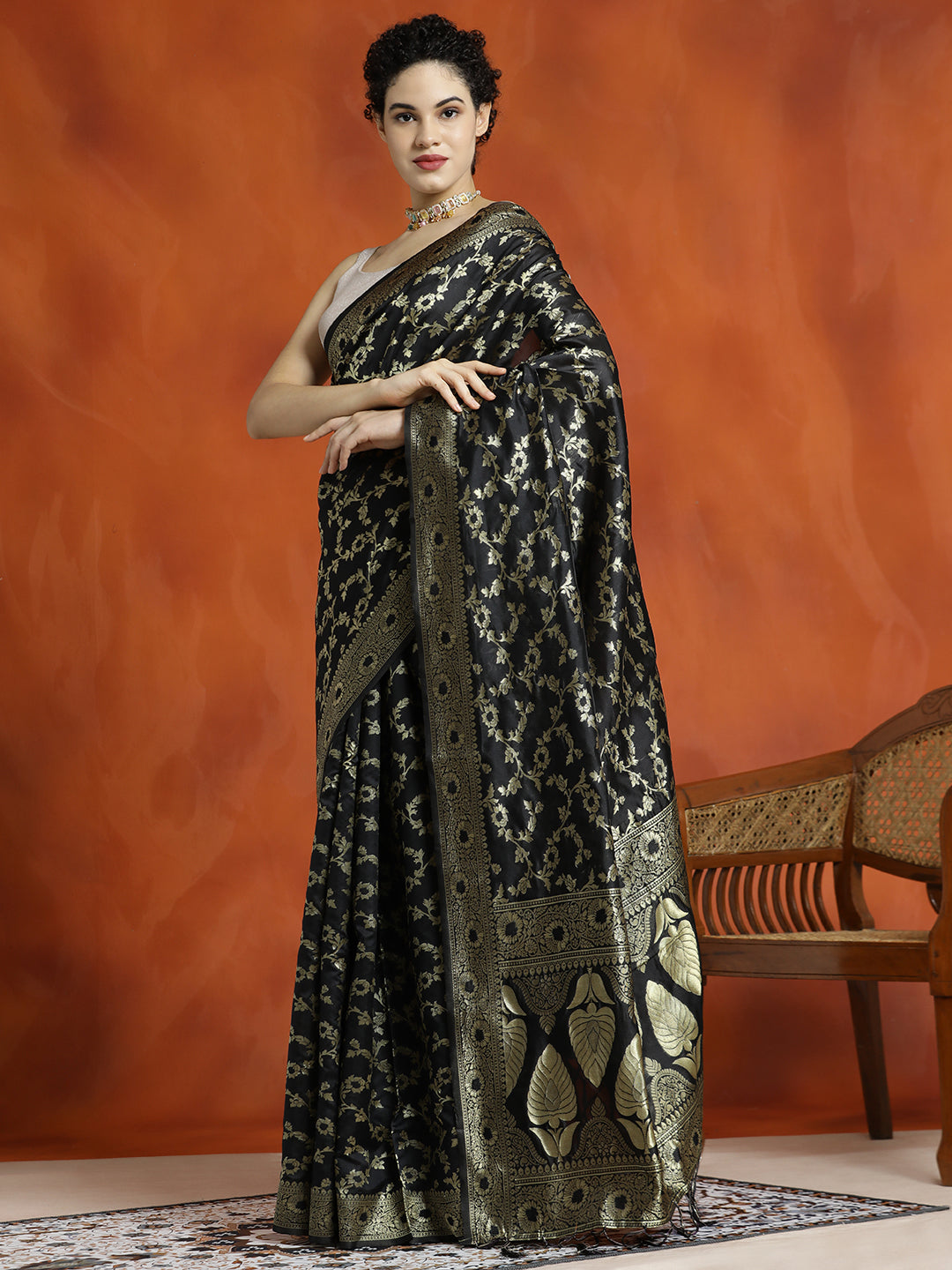 Black Silk Blend Zari Woven Design Banarasi Saree