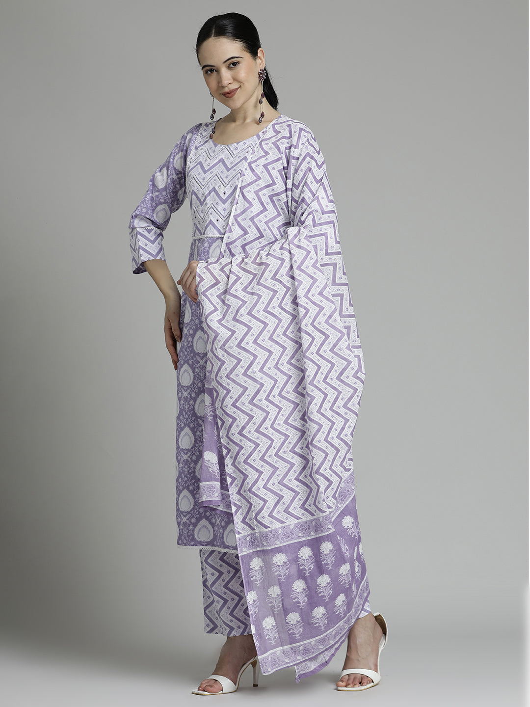 Lavender Ethnic Printed Cotton Kurta Set With Dupatta