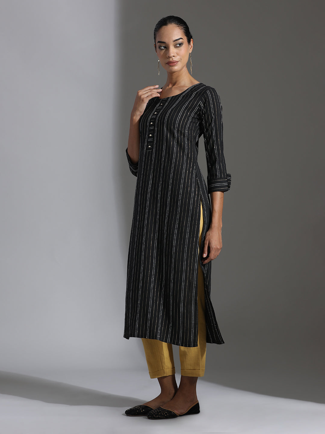 Black Embellished Polycotton Straight Kurta