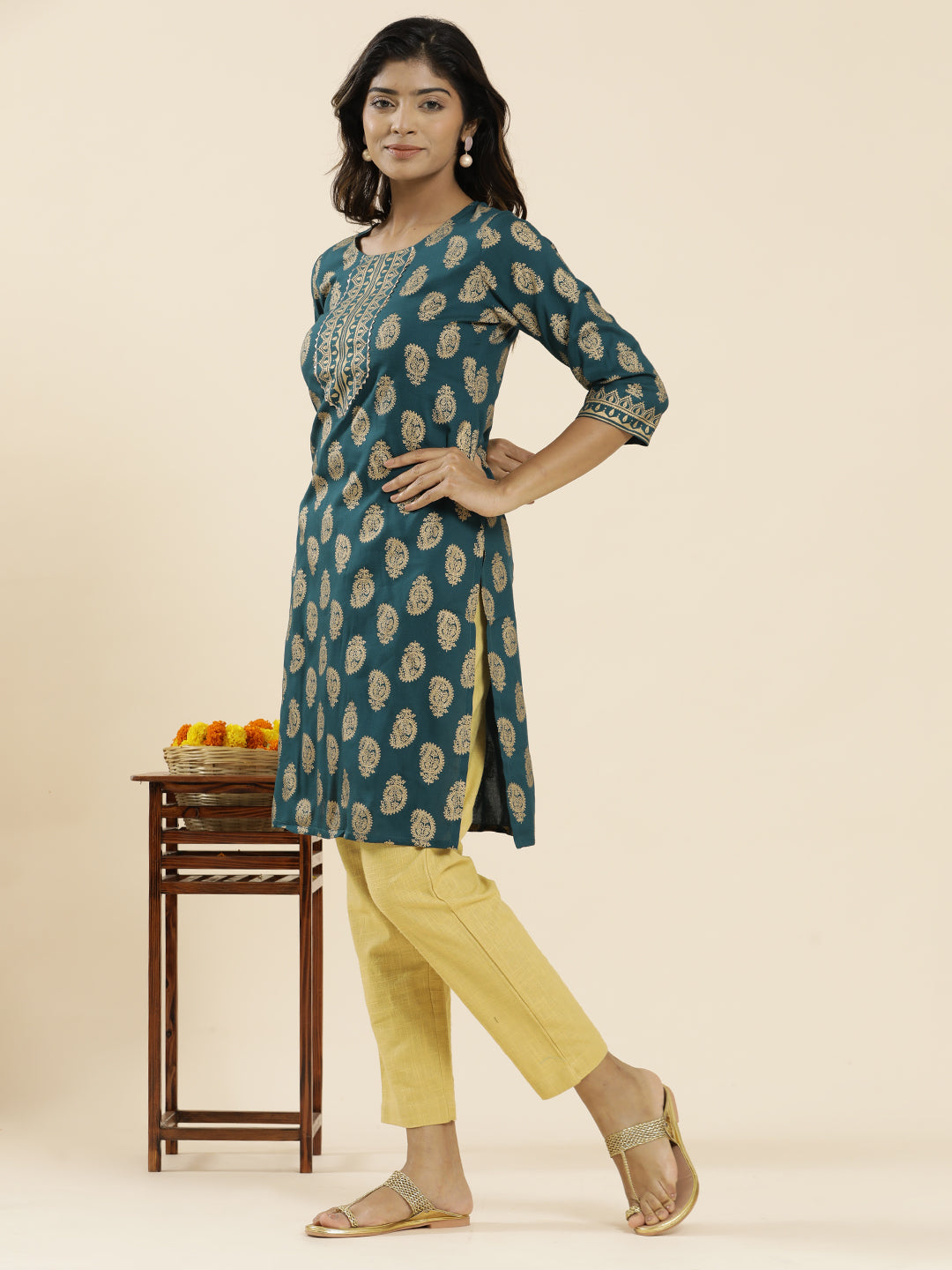 Teal Blue Ethnic Motif Printed Straight Kurta