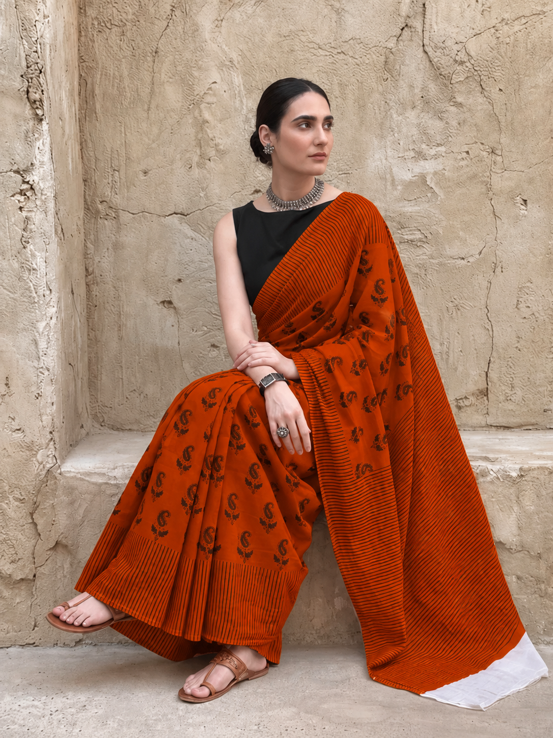 Mulmul Cotton Floral Printed Saree