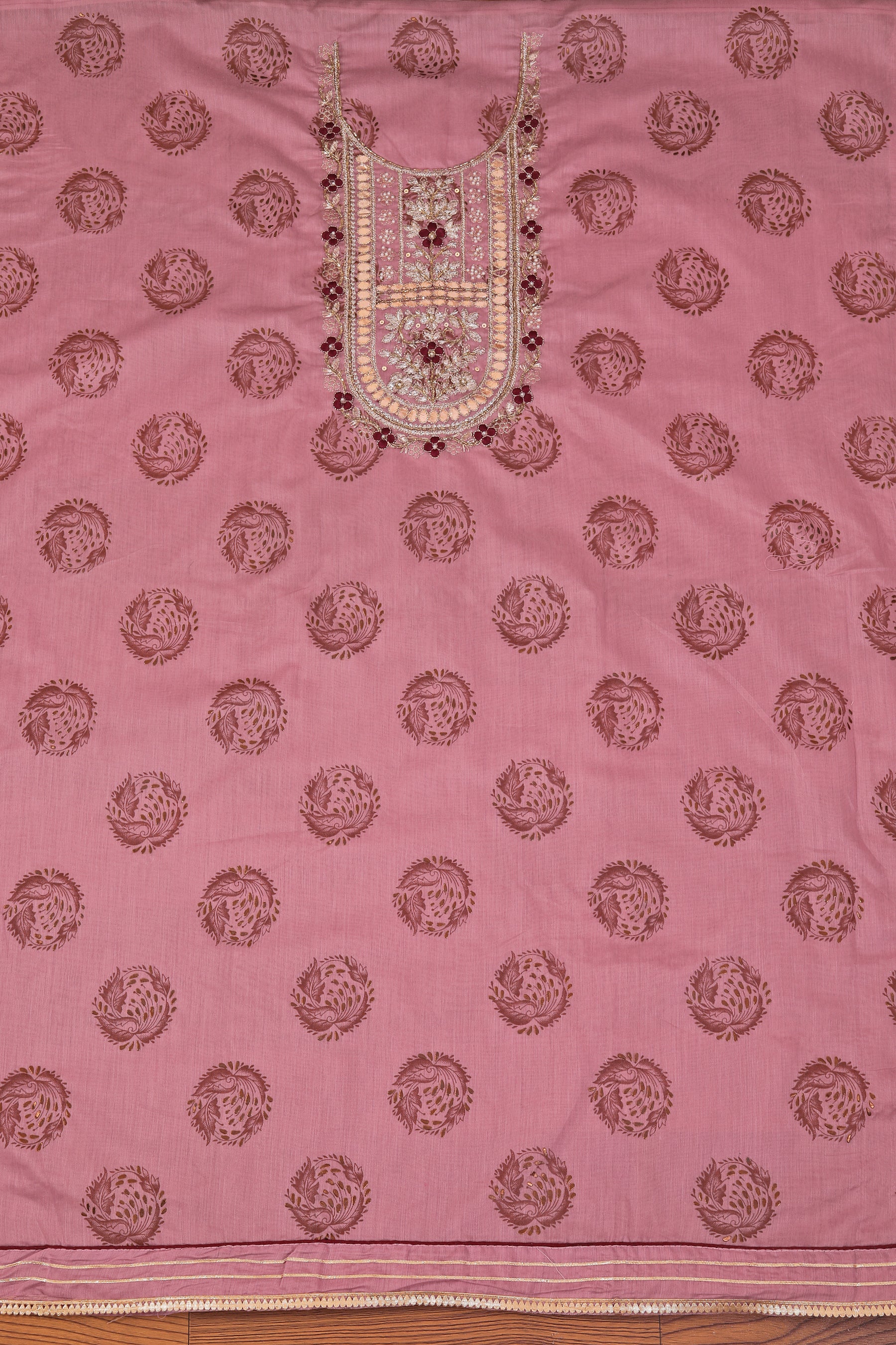 Pink Unstitched Floral Printed Gota Patti Dress Material With Dupatta