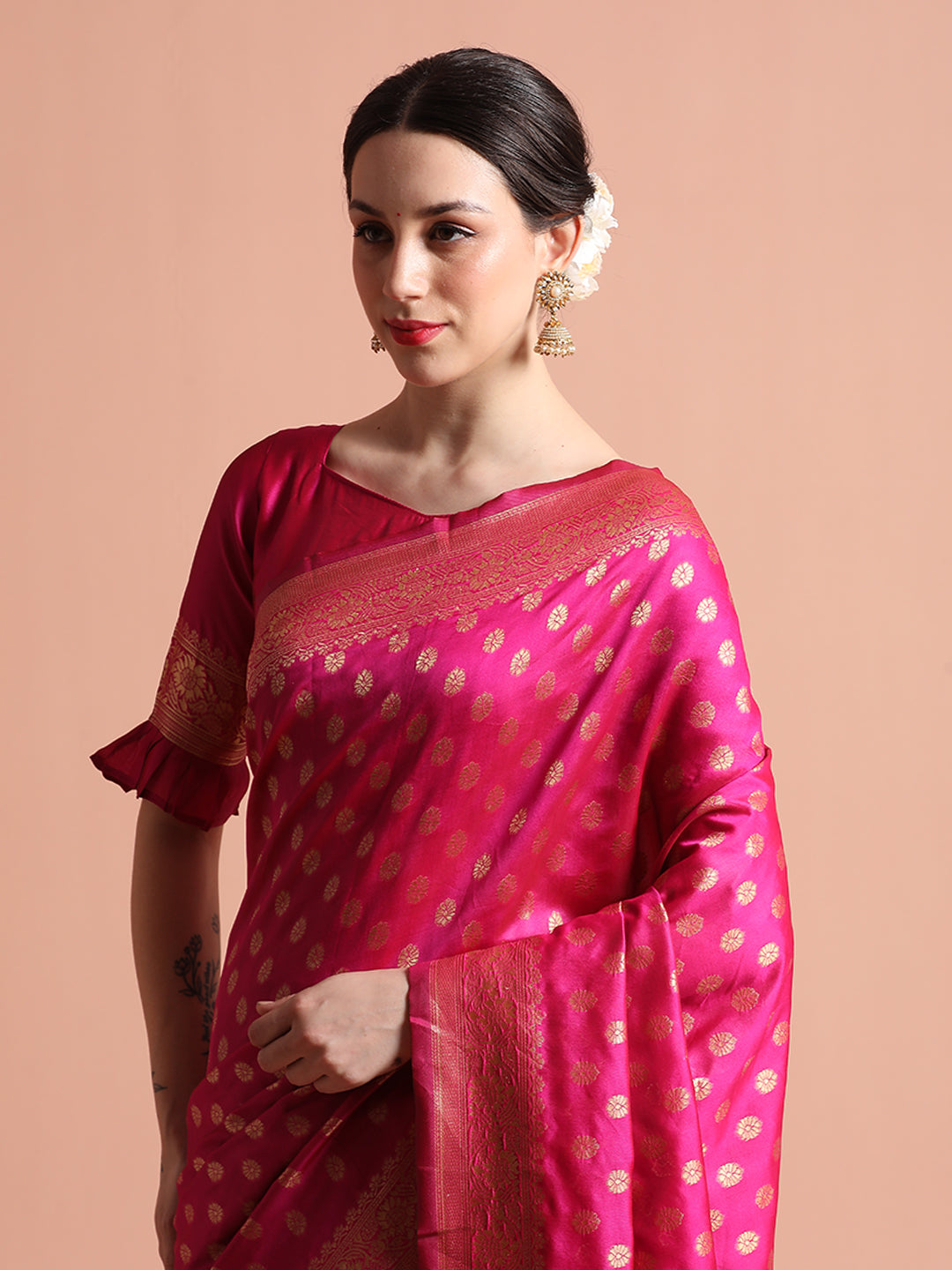 Heavy Banarasi Pink Zari Woven Silk Blend Saree