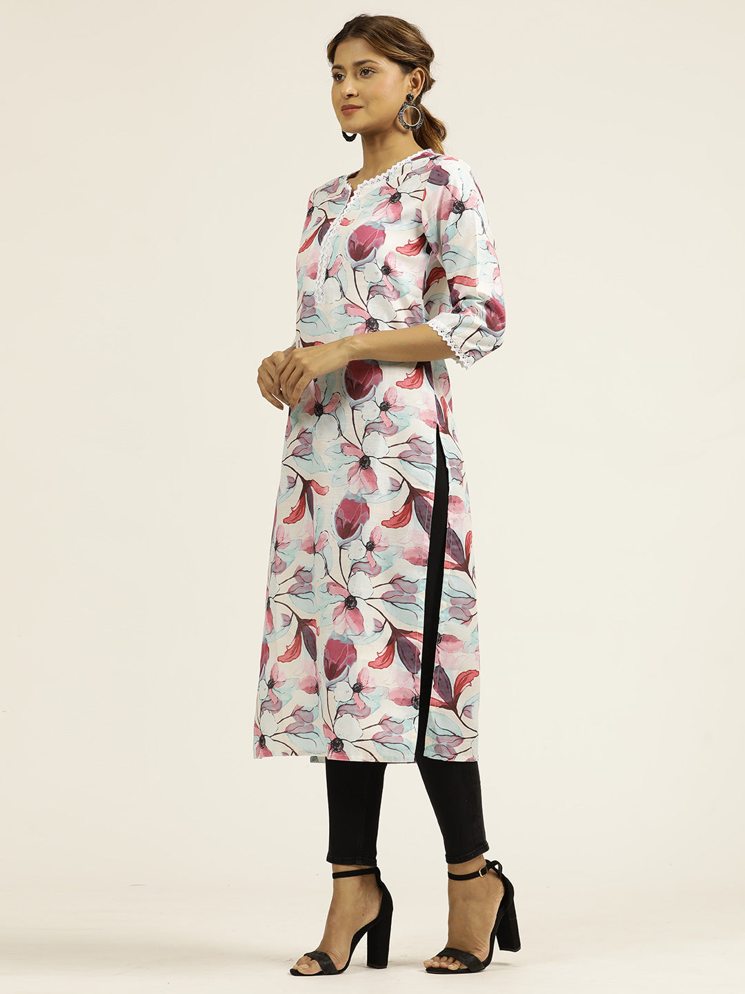 Magenta Floral Printed Straight Kurta