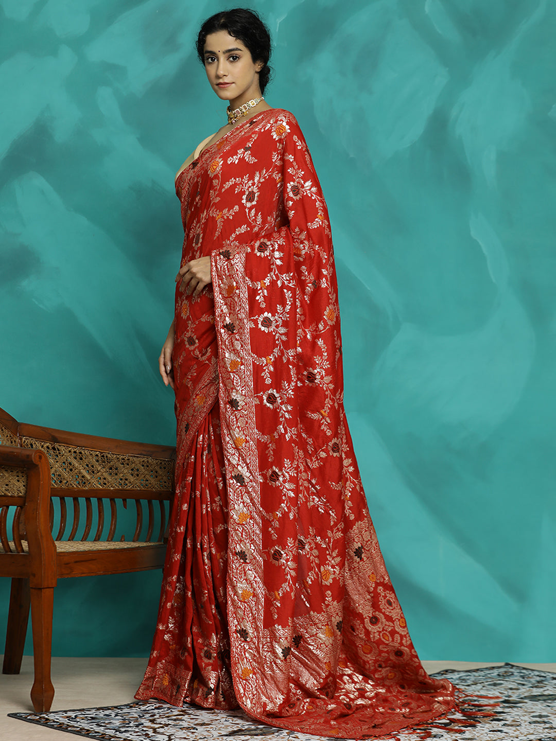 Floral Zari Woven Heavy Red Banarasi Saree