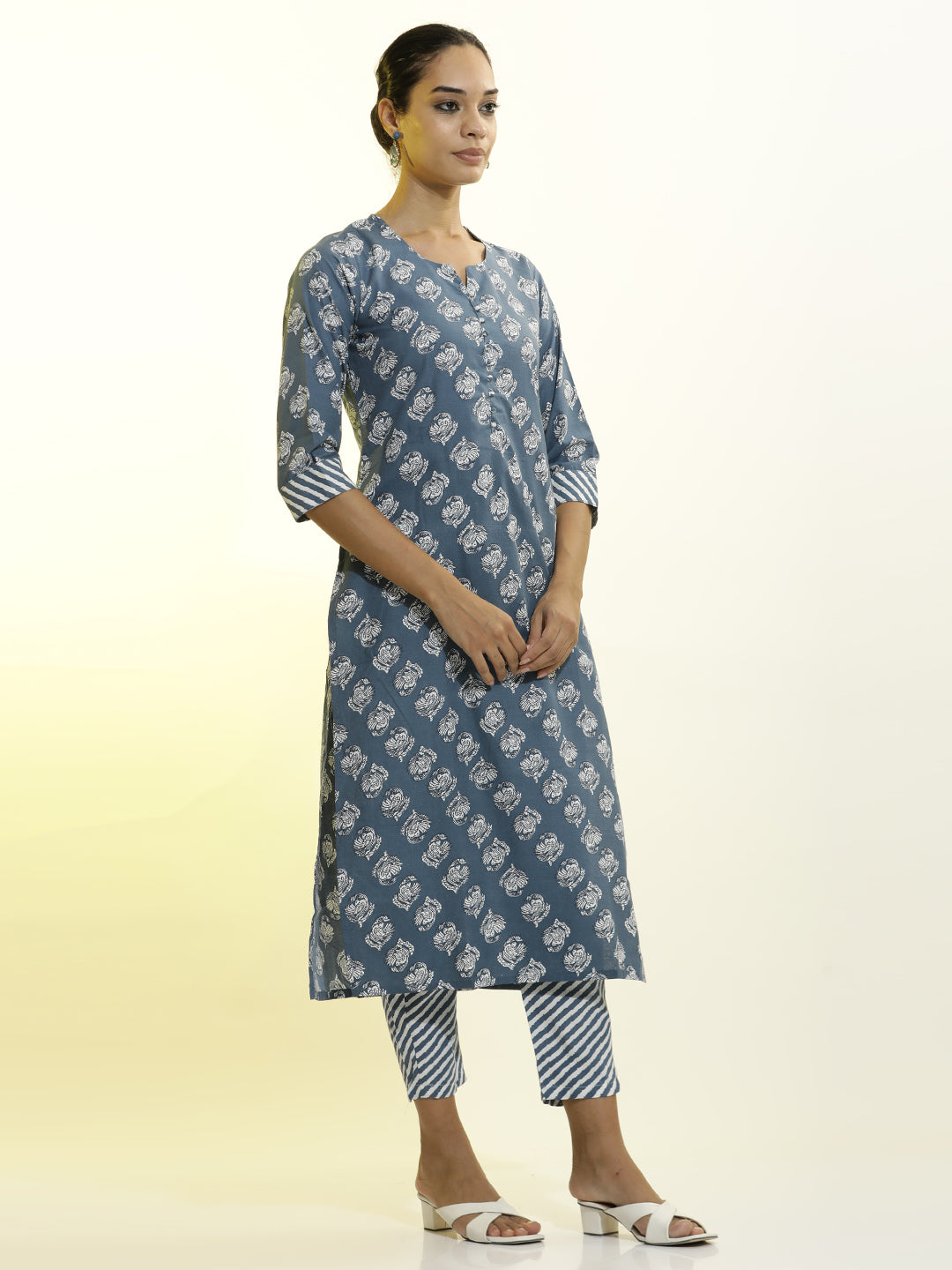 Royal Blue Ethnic Motif Printed Cotton Straight Kurta Set