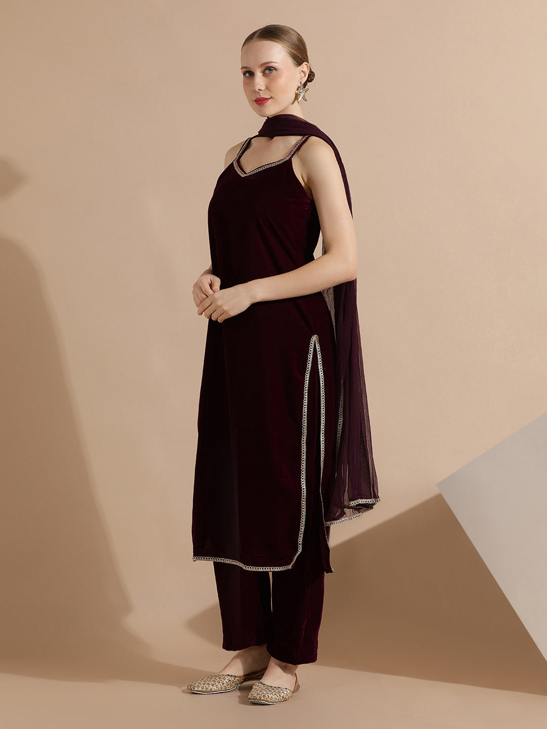 Maroon Velvet Solid Kurta Set With Dupatta